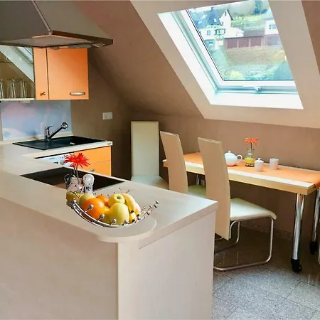 Cella Apartment *